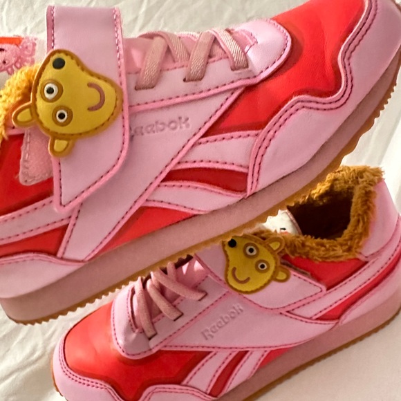 PEPPA PIG REBOOK CLASSICS - Picture 11 of 13